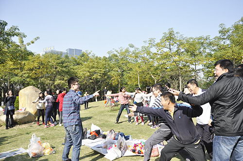 我們需要你，快來~~~