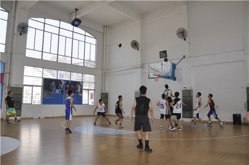 中不中呢？?。?？