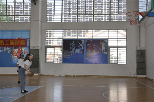 拉拉隊(duì)投籃比賽